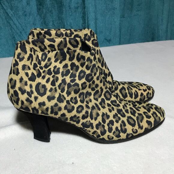Thierry Rabotin Ella leopard fabric booties with suede heels 36 made in Italy - Picture 1 of 14